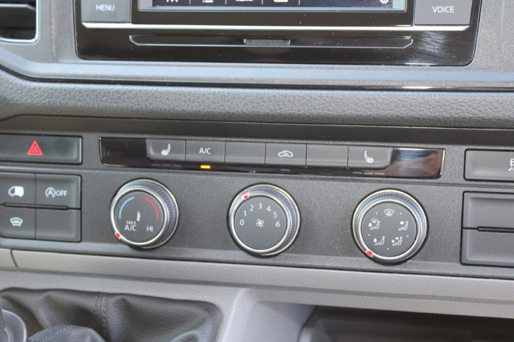 Volkswagen CRAFTER 2.0TDI L5H2 PARKOVACÍ KAMERA